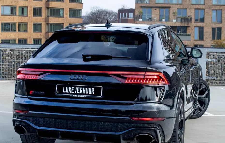 huur Audi RSQ8 Performance LUXEVERHUUR