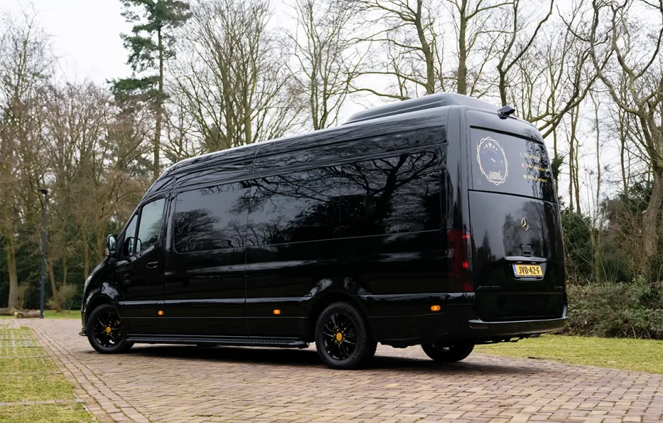 huur Mercedes Sprinter VIP Bus Clipers Verhuur