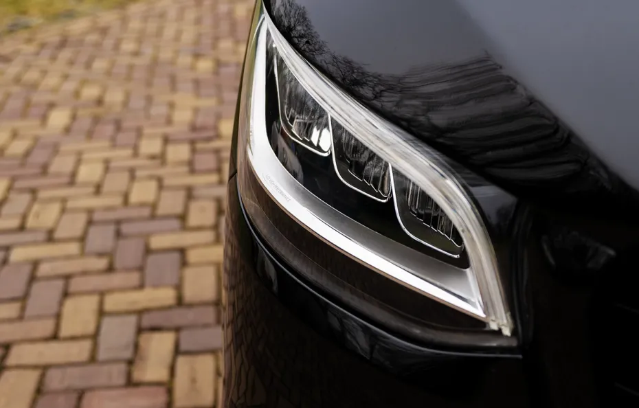 huur Mercedes Sprinter VIP Bus Clipers Verhuur