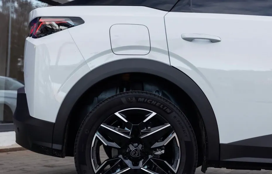 huur Peugeot 3008 GT-Line (2026) Drivo Huurwagens