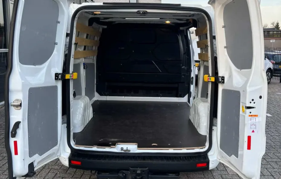 huur Ford Transit Custom 1