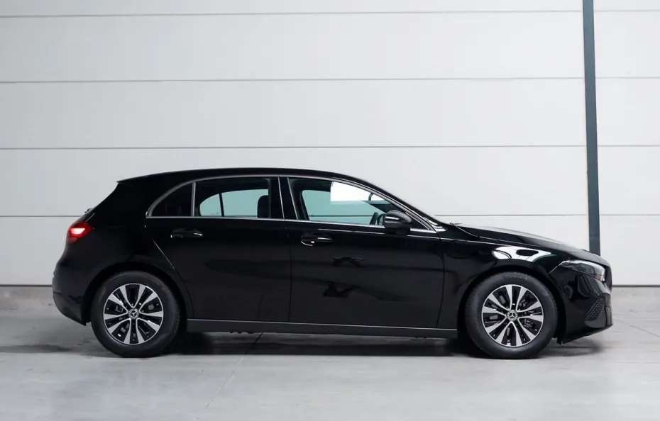 huur Mercedes Benz A180