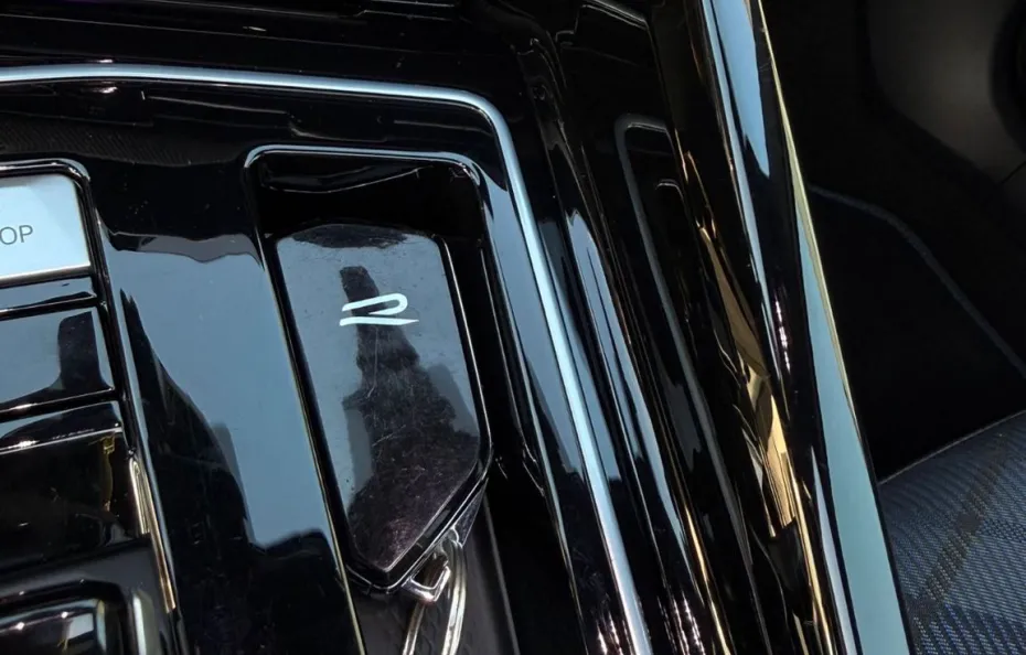 huur Volkswagen Golf 8.5R 1