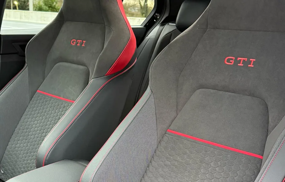 huur Volkswagen Golf 8.5 GTI Clubsport 1
