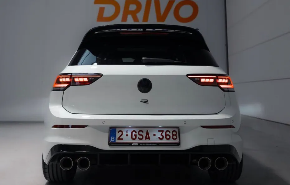 huur Volkswagen Golf 8.5R Black Edition