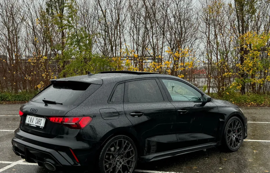 huur Audi RS3 Sportback (2025) 1