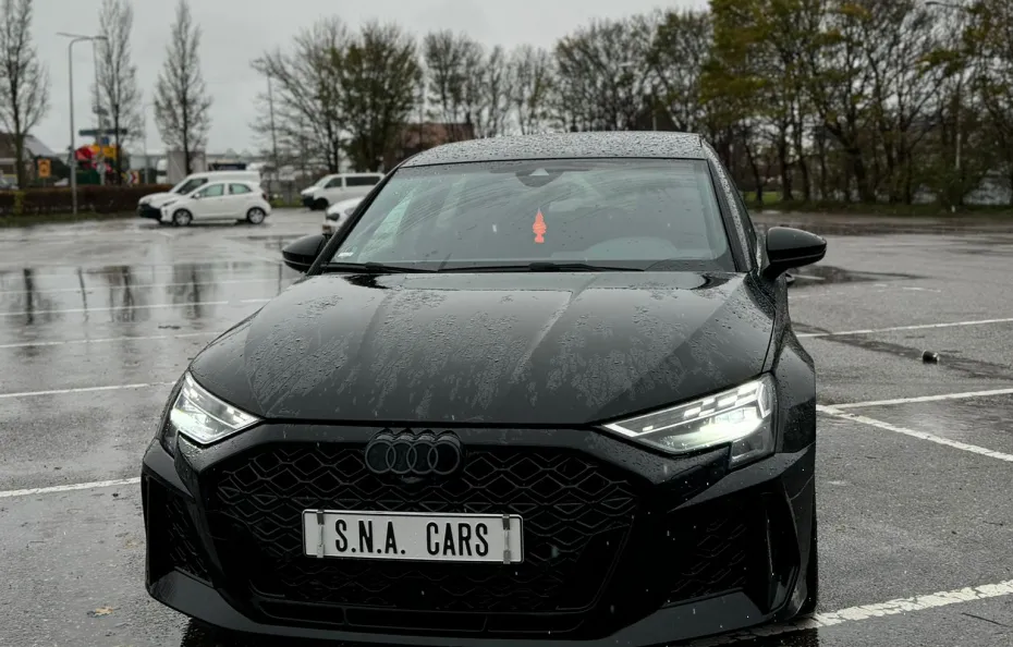 huur Audi RS3 Sportback (2025) 1