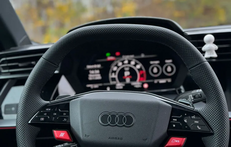 huur Audi RS3 Sportback (2025) 1