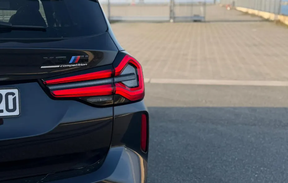 huur BMW X3M Competition