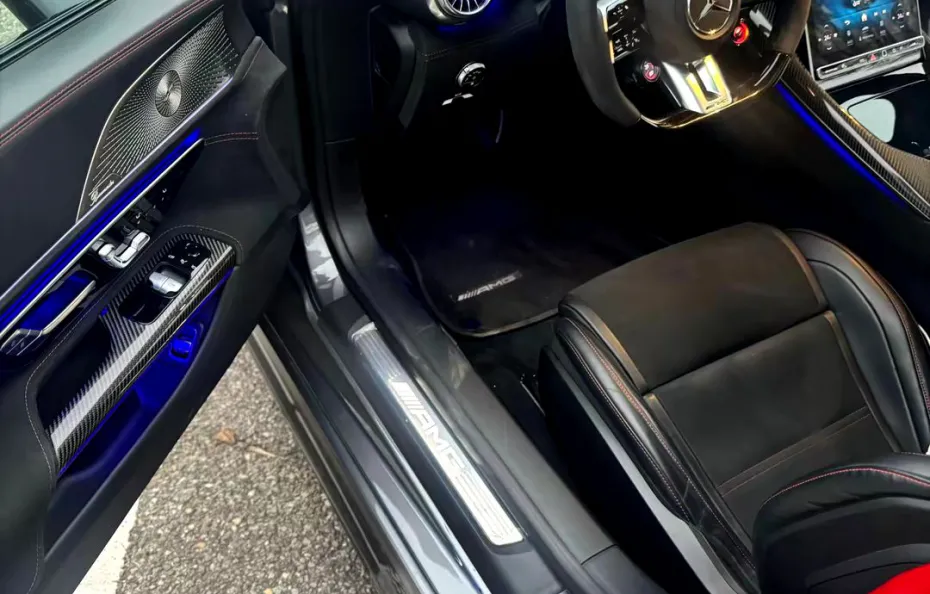 huur Mercedes Benz GT63 AMG 1