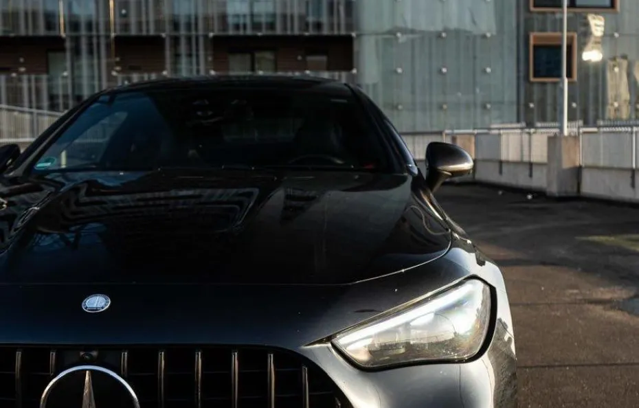 huur Mercedes Benz CLE53 AMG 1