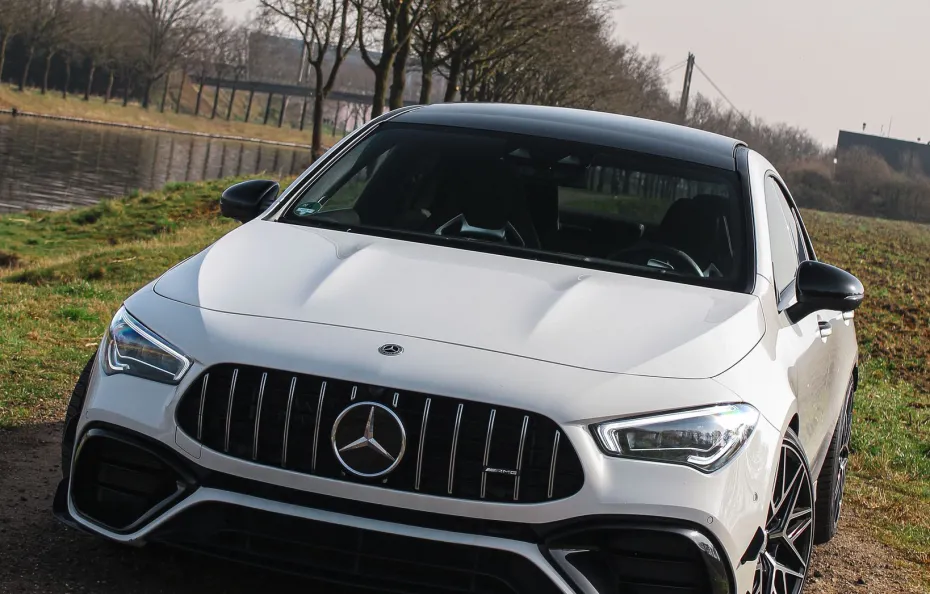 huur Mercedes Benz CLA45s AMG