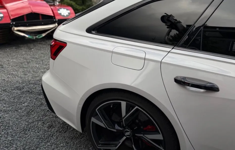 huur Audi RS6 Performance