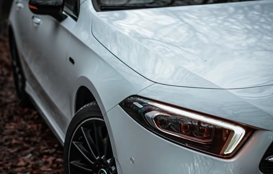 huur Mercedes Benz A250e Limo