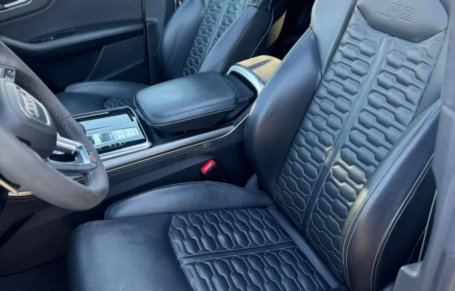 huur Audi RSQ8 Performance